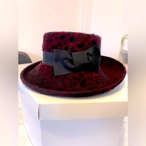 Lilliput Hats Wide Brim Asymmetric Hat in Leopard Print Felt/Grosgrain BNWOT
